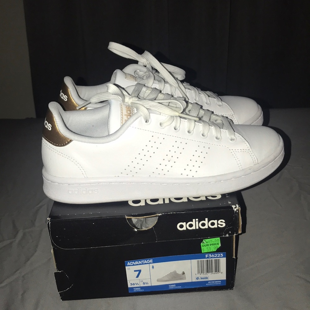 Adidas Advantage - white and gold- sz 7w